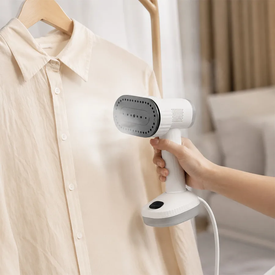 Custom logo Compact Handheld Clothes Steamer Stainless Steel Soleplate 15min Continuous Steam Fabric Wrinkle Cleaner